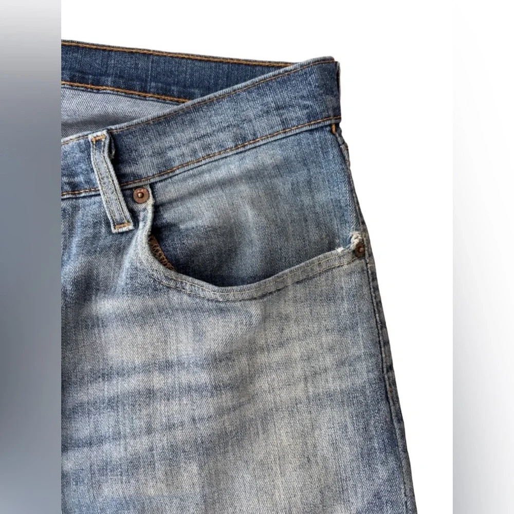 Levi’s 512 lt wsh well worn straight Jns MN 30x32 pls see actual measrmnts